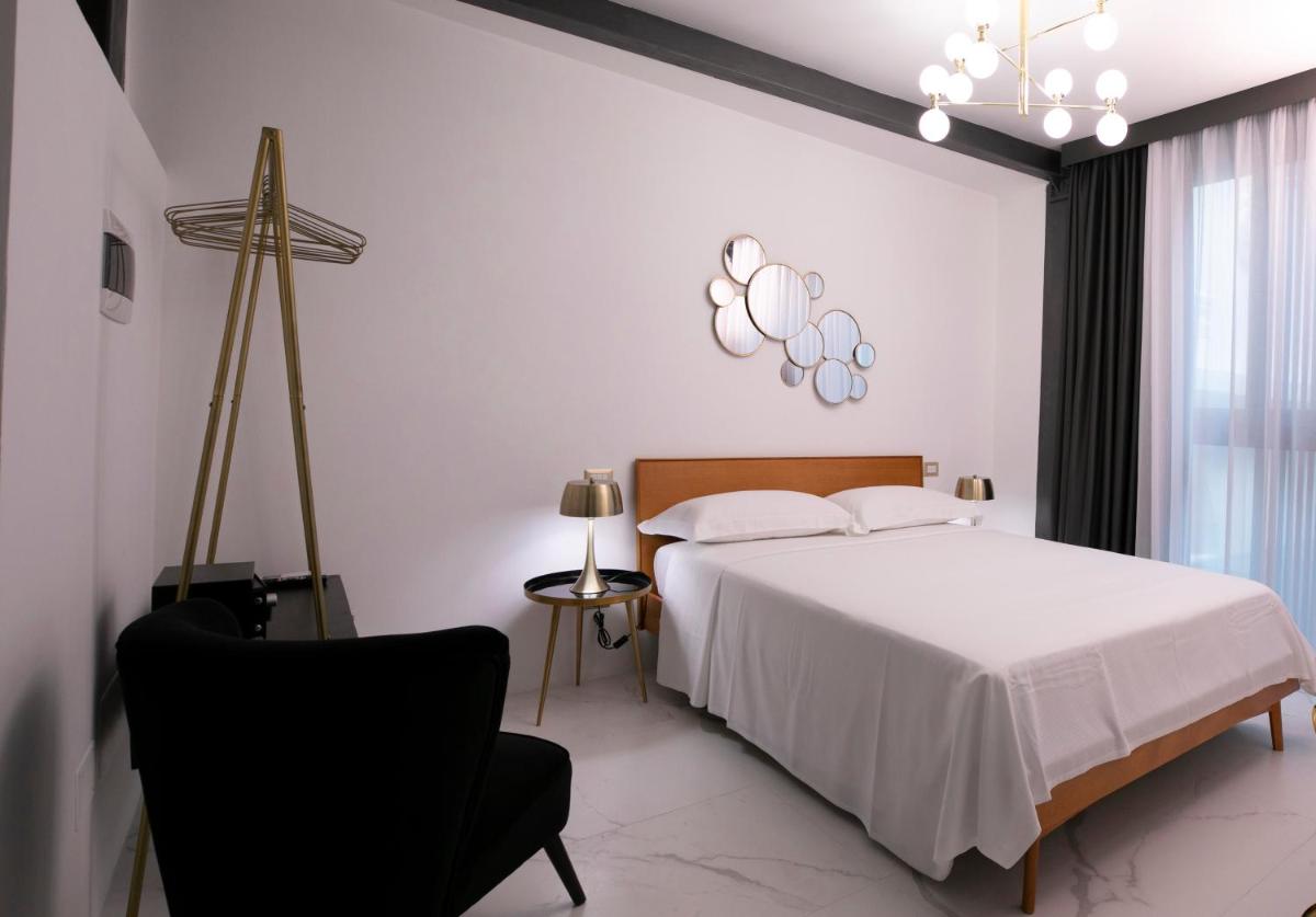 Azzoli Trapani - Apartments&Skypool - Adults Only