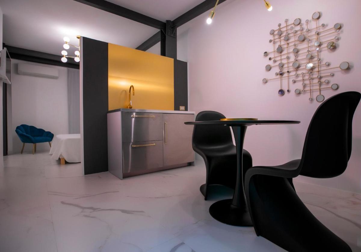 Azzoli Trapani - Apartments&Skypool - Adults Only