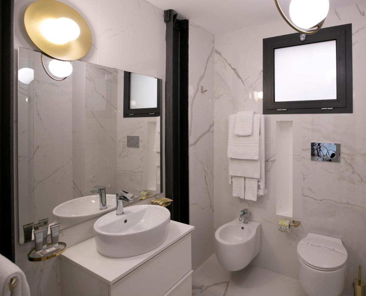 Azzoli Trapani - Apartments&Skypool - Adults Only