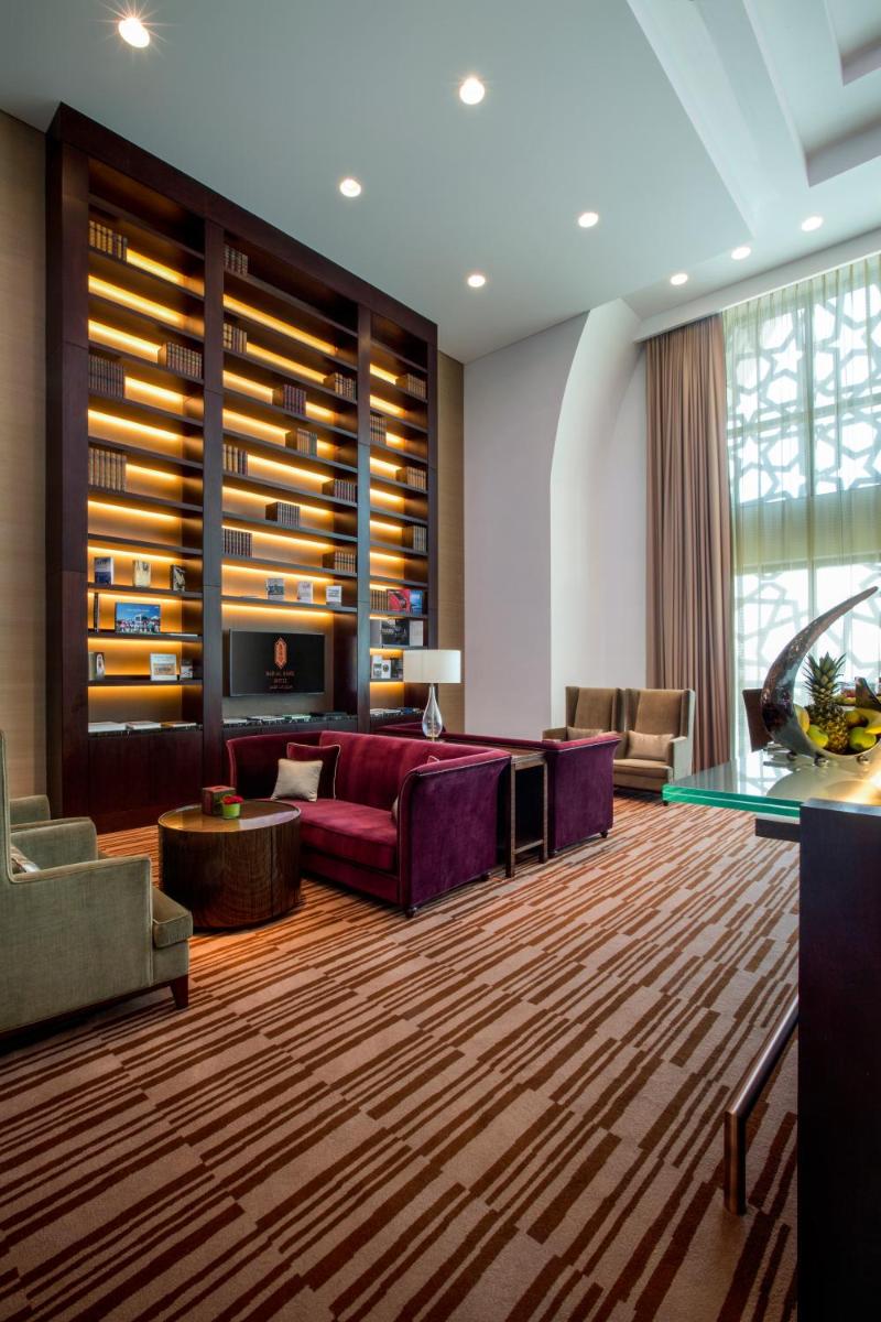 Bab Al Qasr Hotel