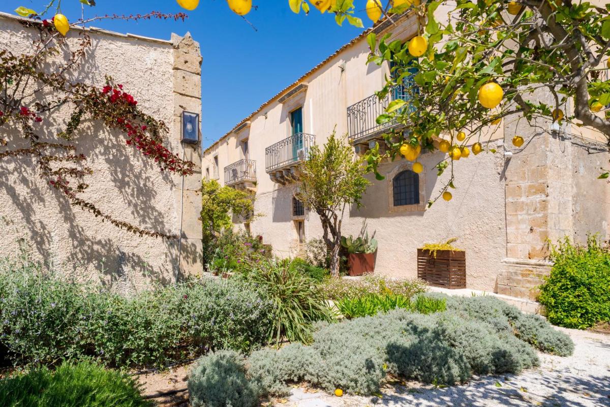 Baglio Siciliamo Country House