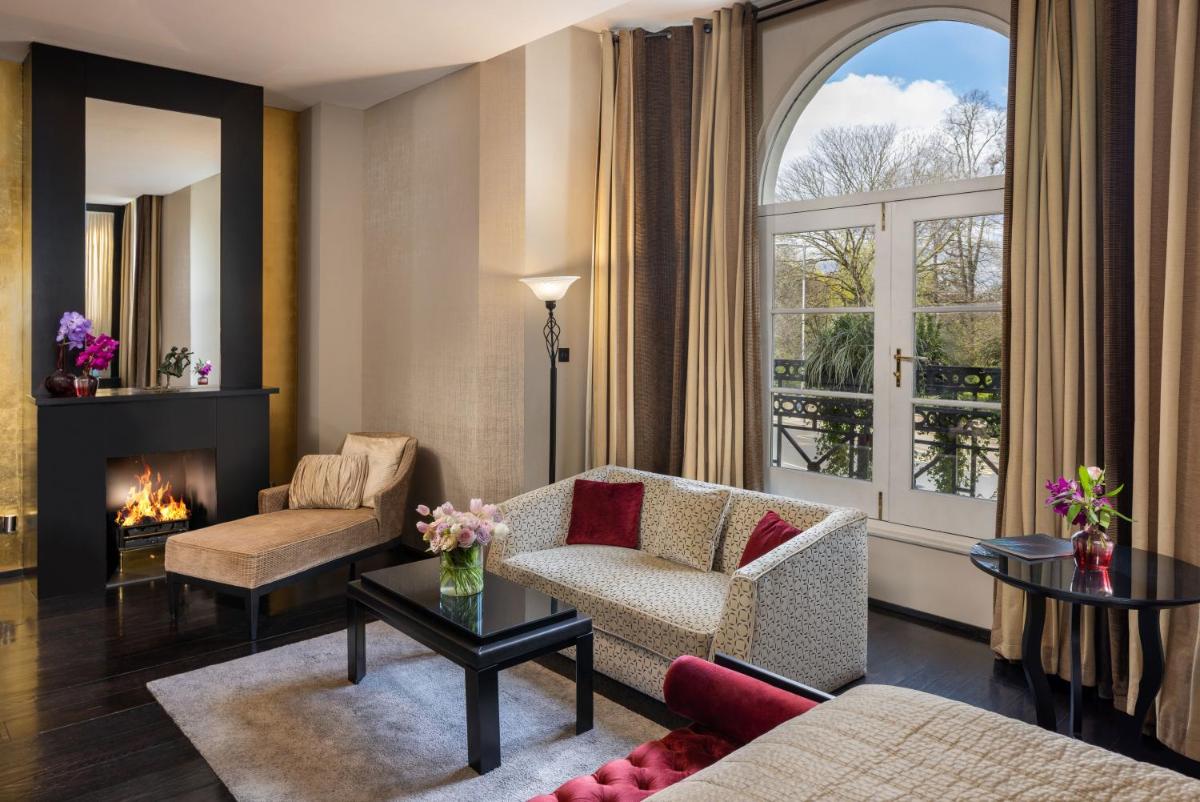 60 Hyde Park Gate Hotel