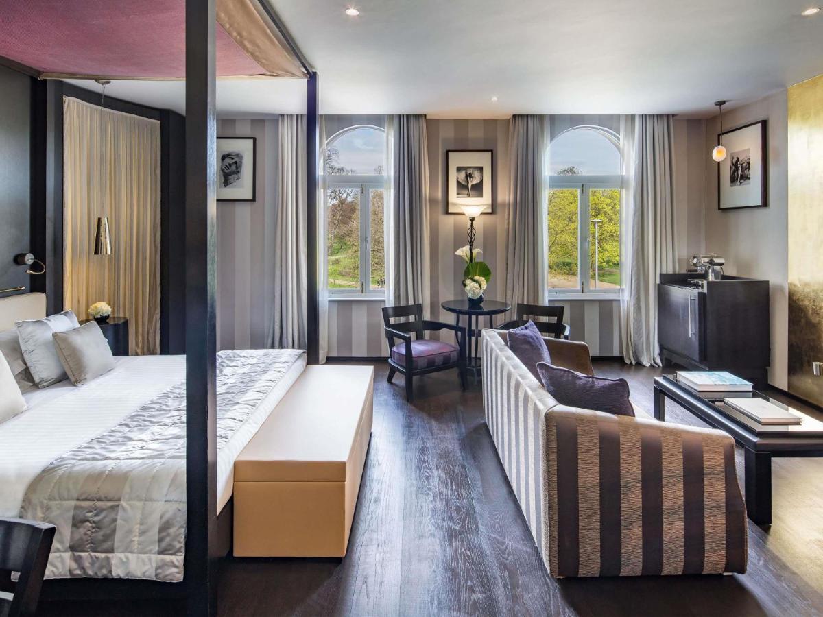 60 Hyde Park Gate Hotel