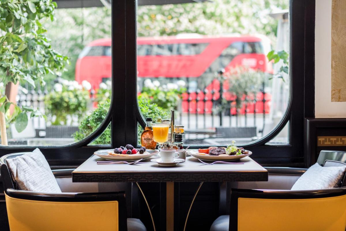 Delano London