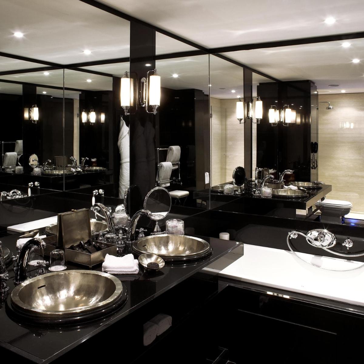Delano London