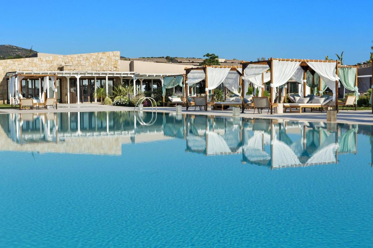 Baglioni Resort Sardinia - The Leading Hotels of the World