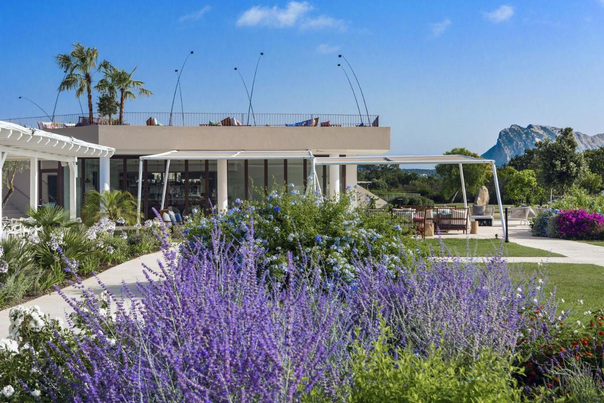 Baglioni Resort Sardinia - The Leading Hotels of the World