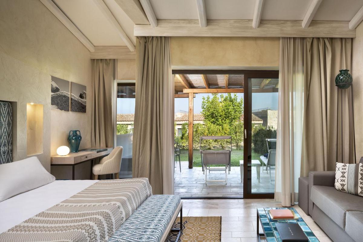 Baglioni Resort Sardinia - The Leading Hotels of the World