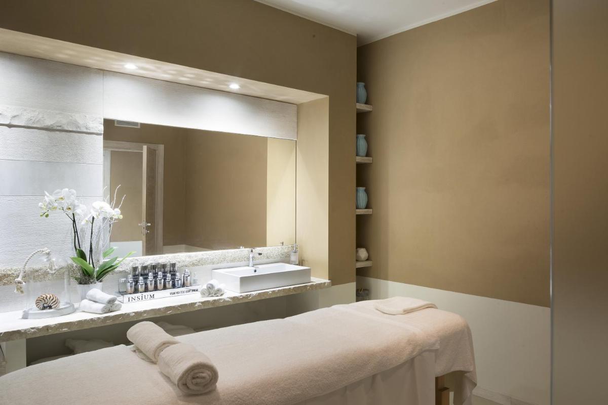 Baglioni Resort Sardinia - The Leading Hotels of the World