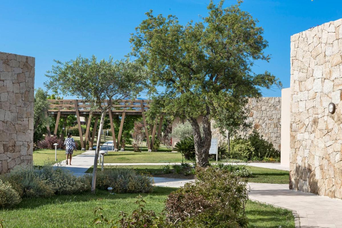 Baglioni Resort Sardinia - The Leading Hotels of the World