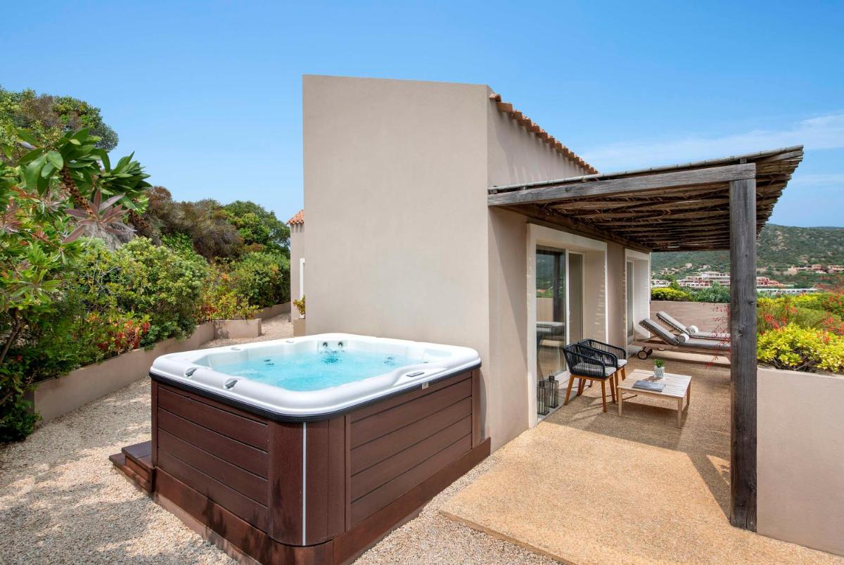 Baia Di Chia Resort Sardinia, Curio Collection By Hilton