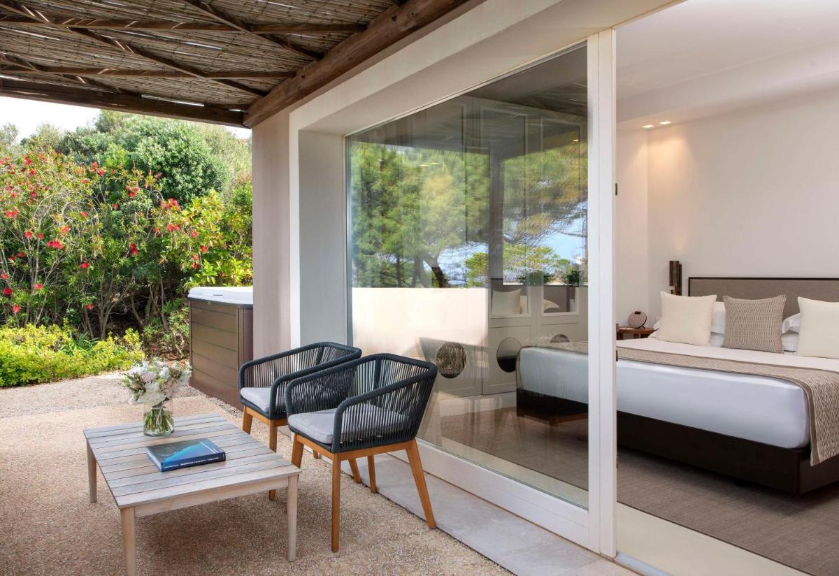 Baia Di Chia Resort Sardinia, Curio Collection By Hilton