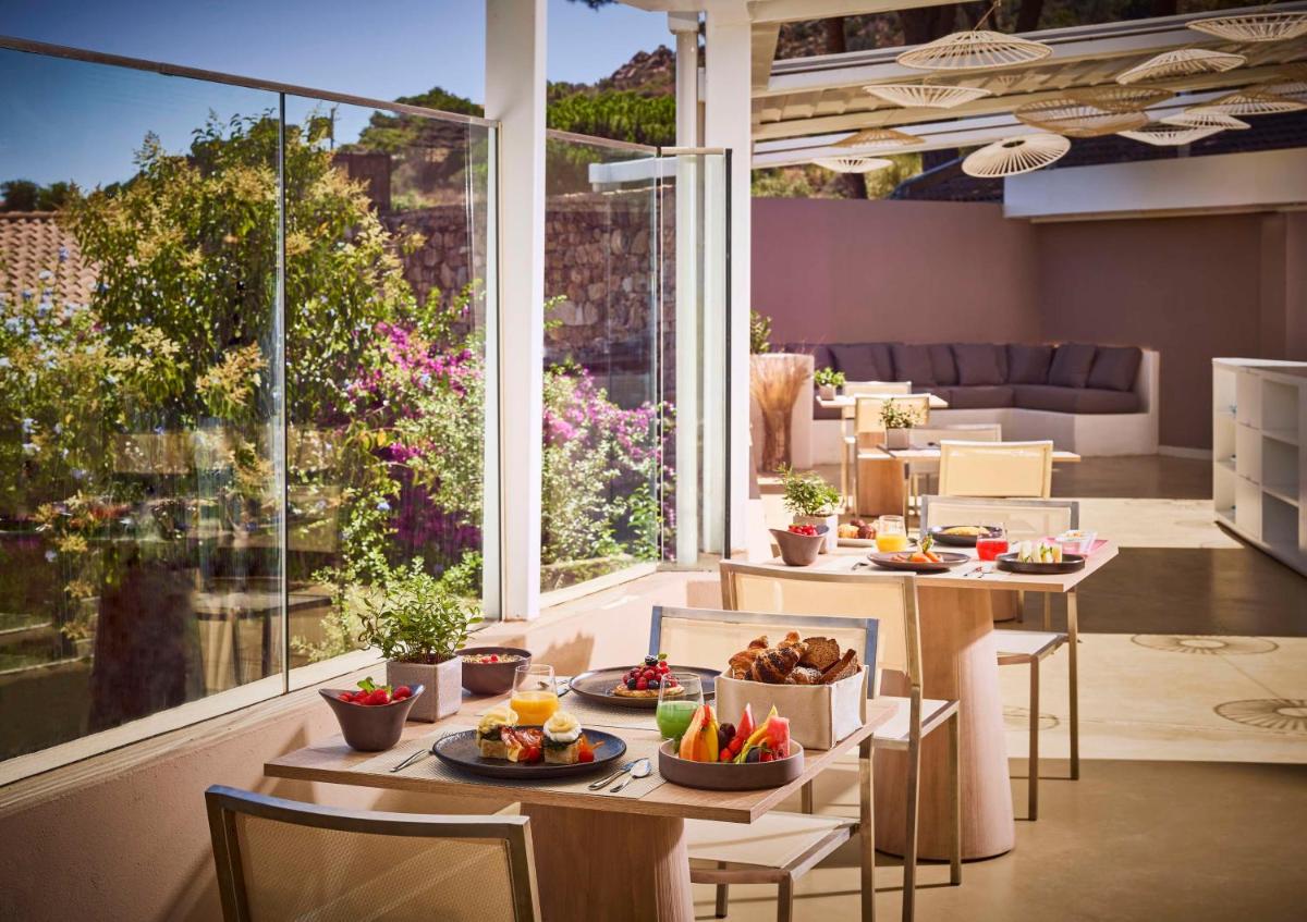 Baia Di Chia Resort Sardinia, Curio Collection By Hilton