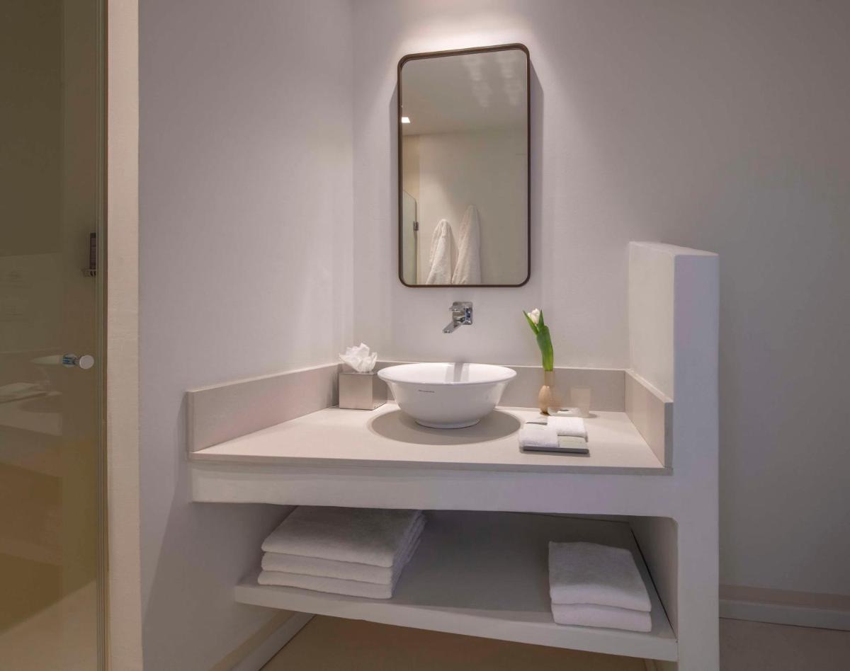 Baia Di Chia Resort Sardinia, Curio Collection By Hilton