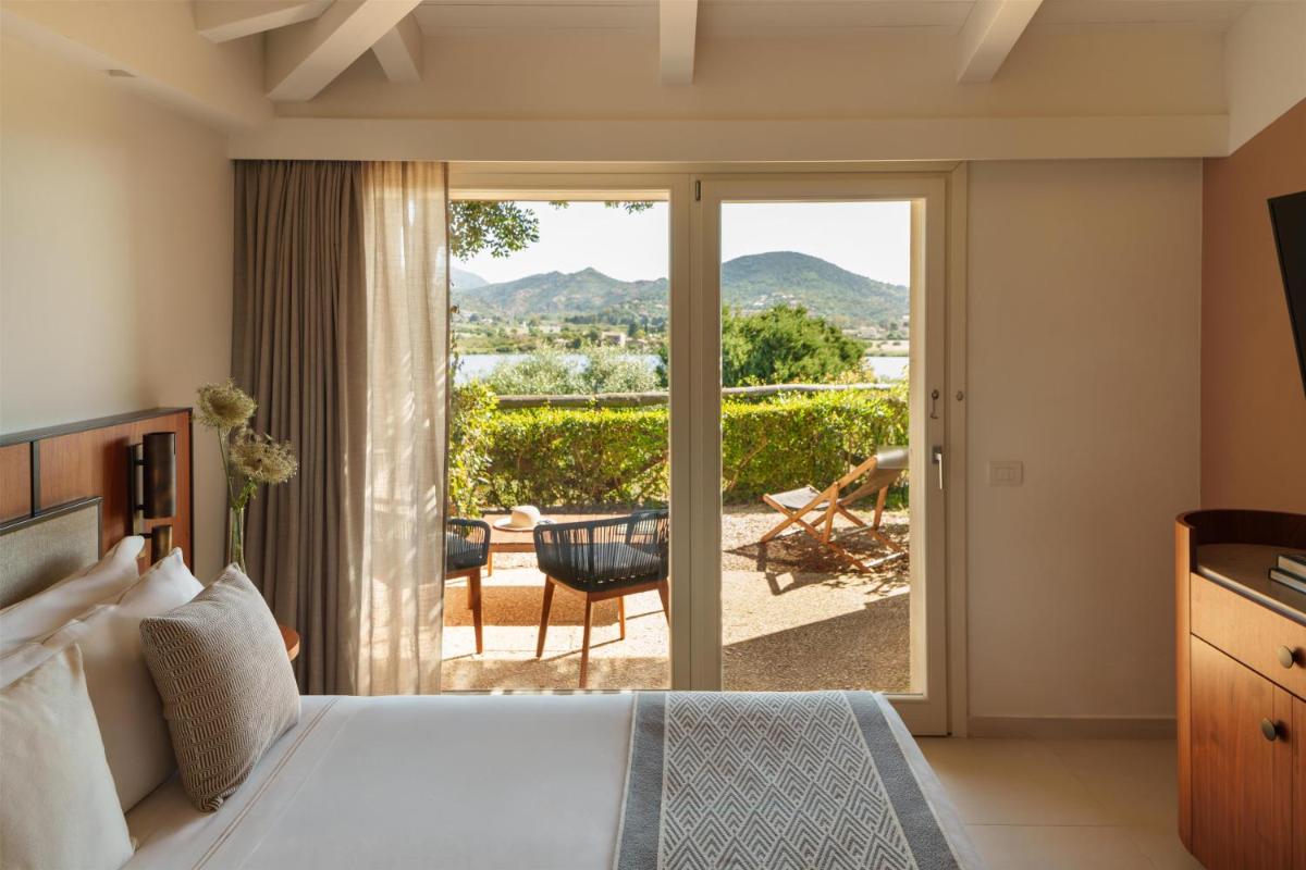 Baia Di Chia Resort Sardinia, Curio Collection By Hilton