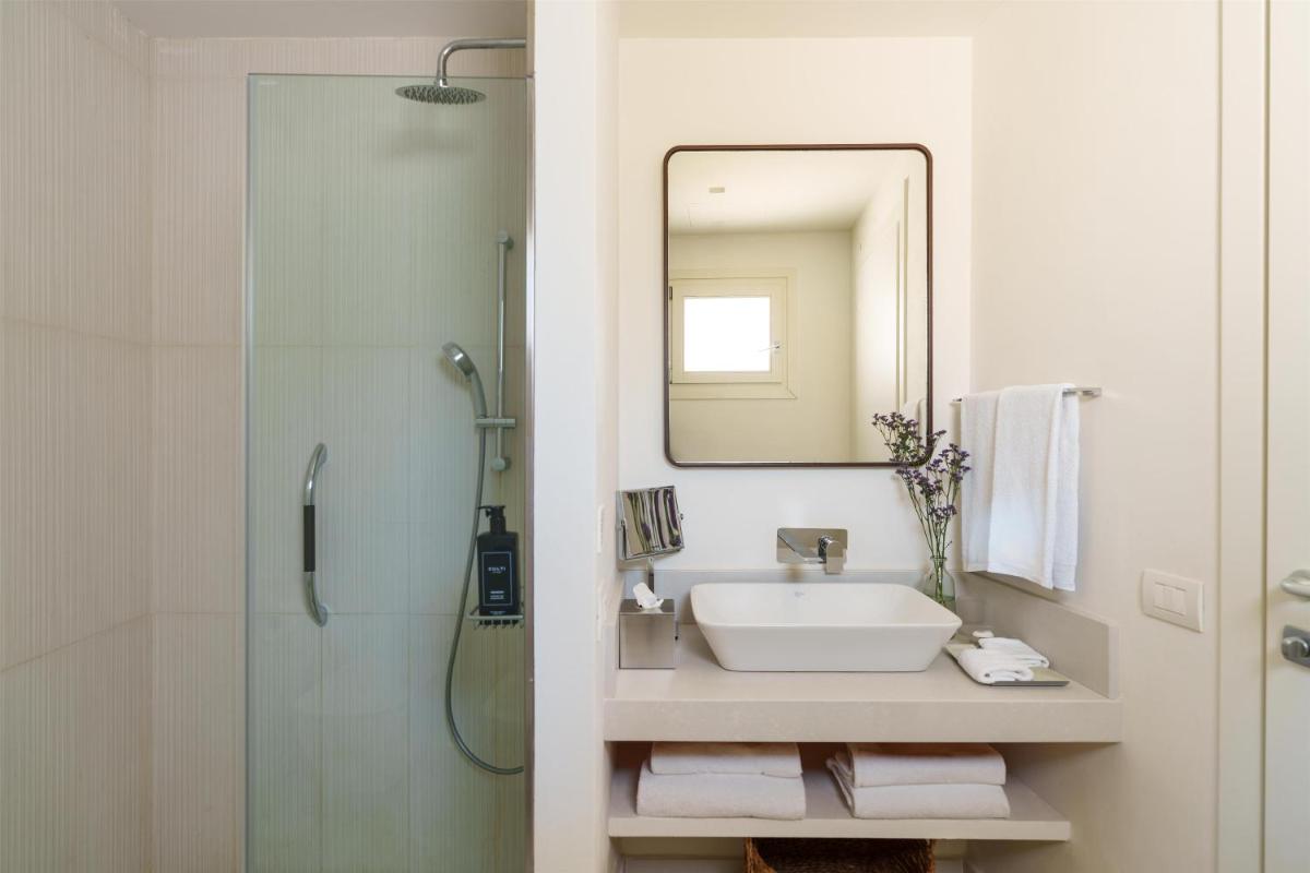 Baia Di Chia Resort Sardinia, Curio Collection By Hilton