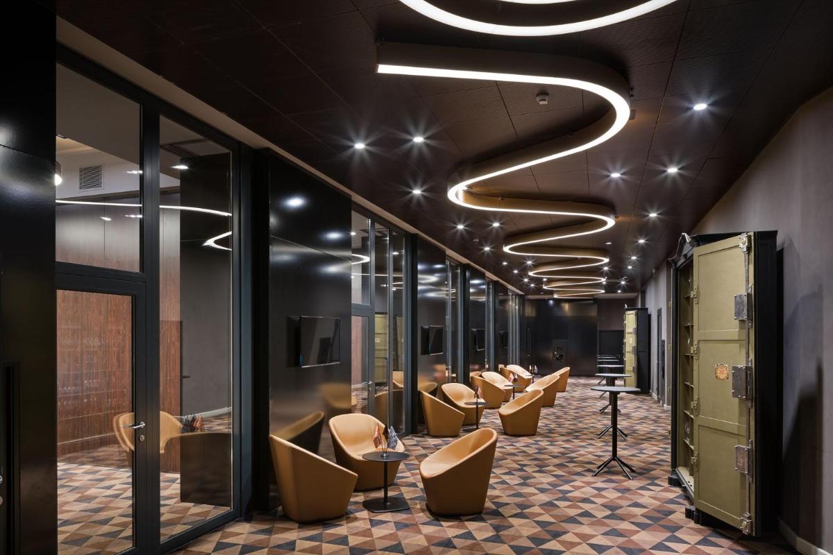 BANKHOTEL