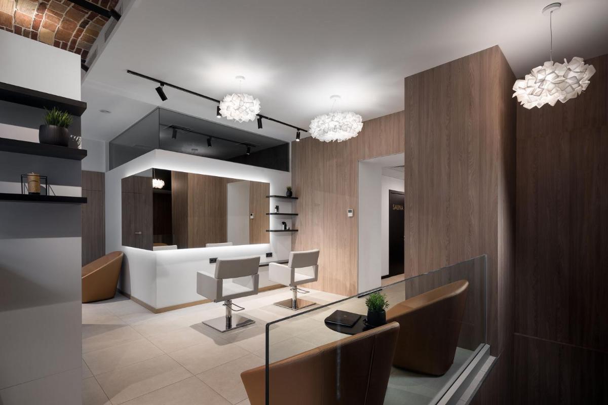BANKHOTEL