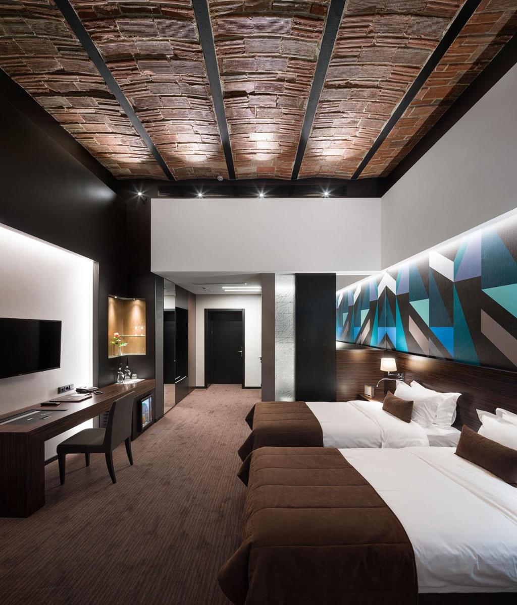 BANKHOTEL