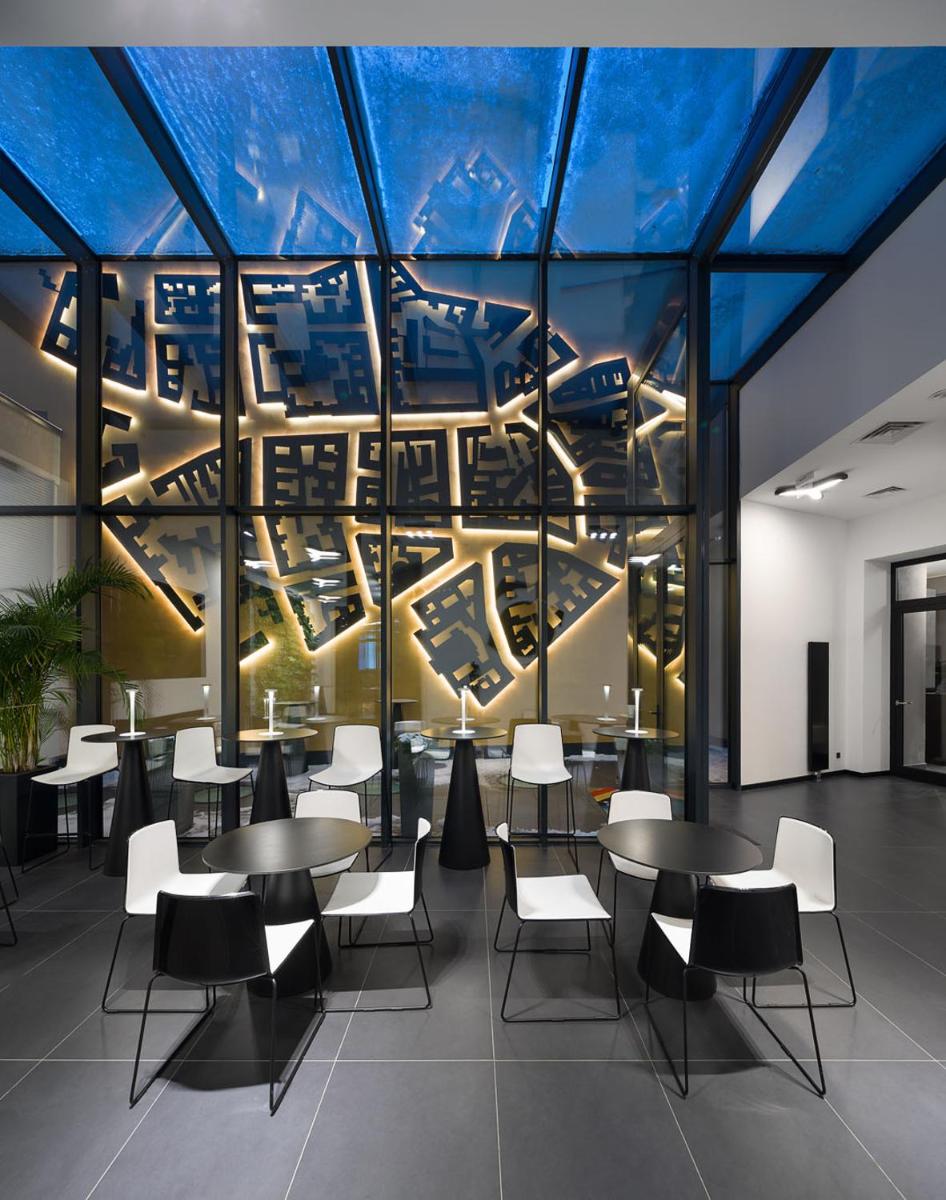 BANKHOTEL