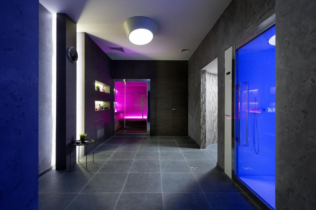 BANKHOTEL