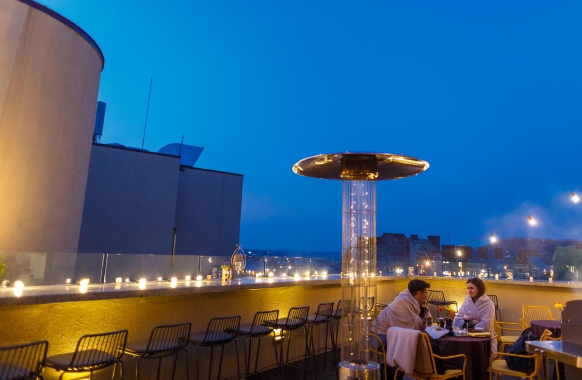 BANKHOTEL
