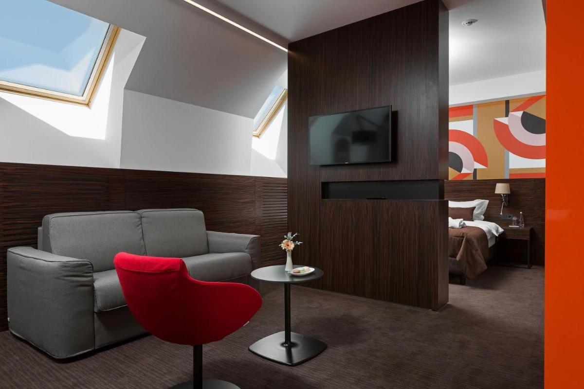 BANKHOTEL