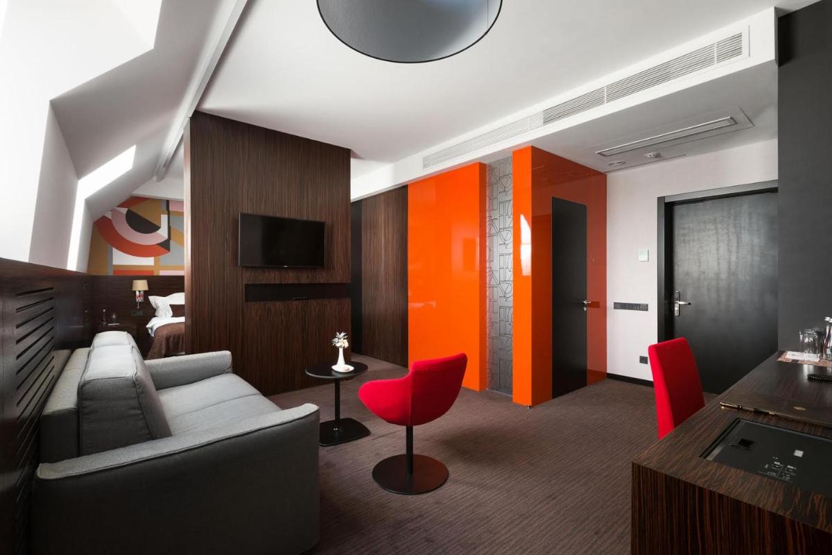 BANKHOTEL