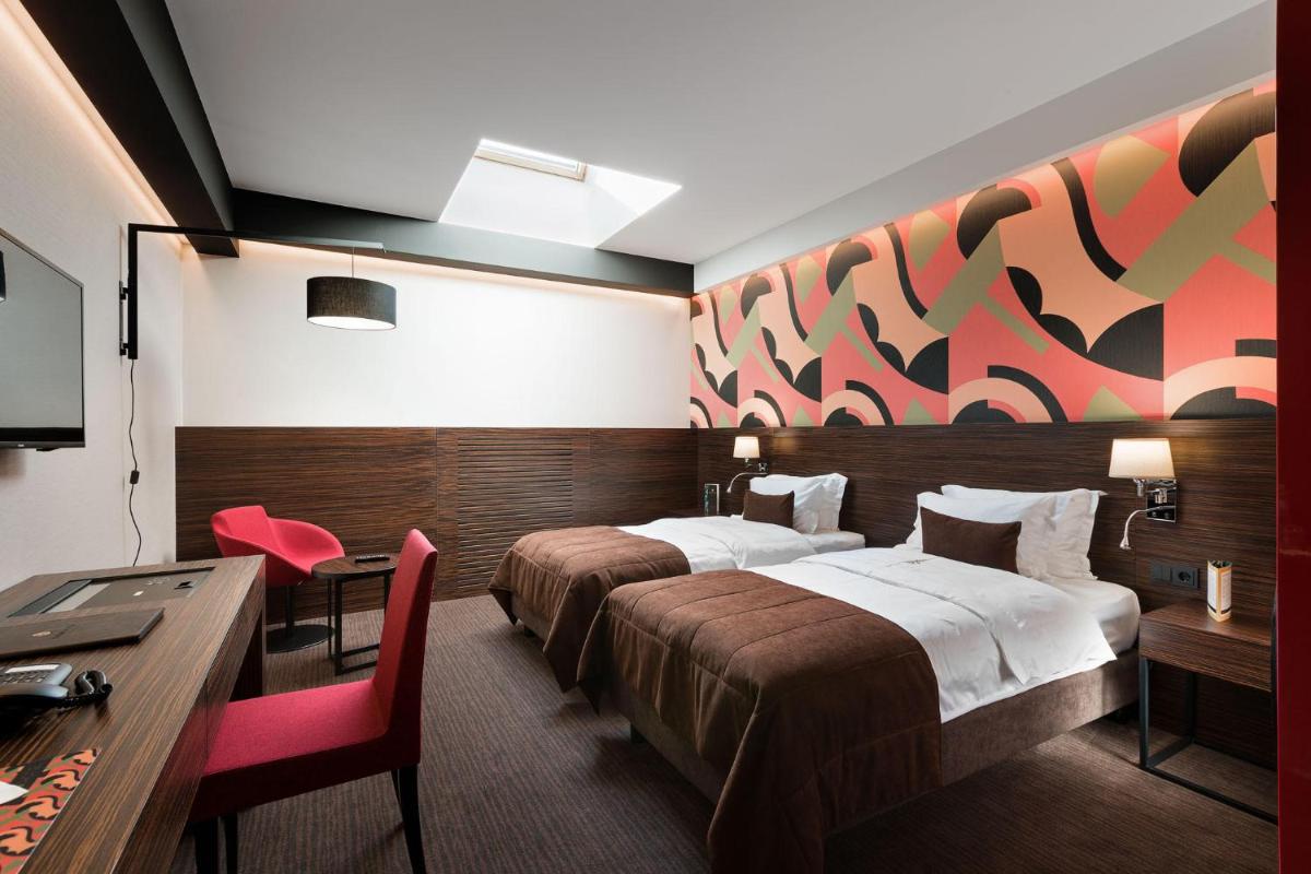 BANKHOTEL