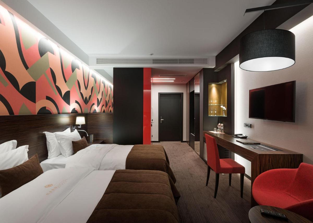 BANKHOTEL