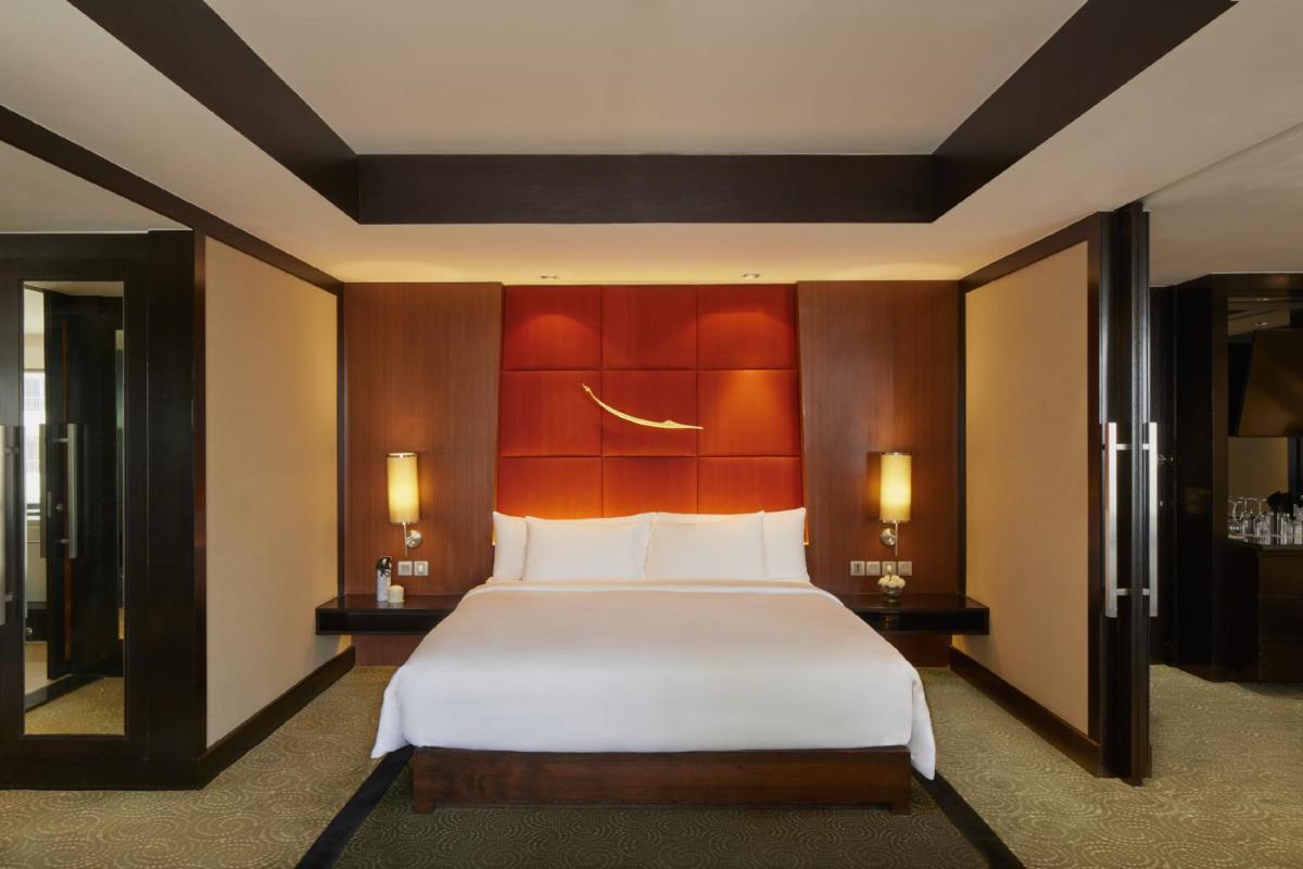 Banyan Tree Bangkok