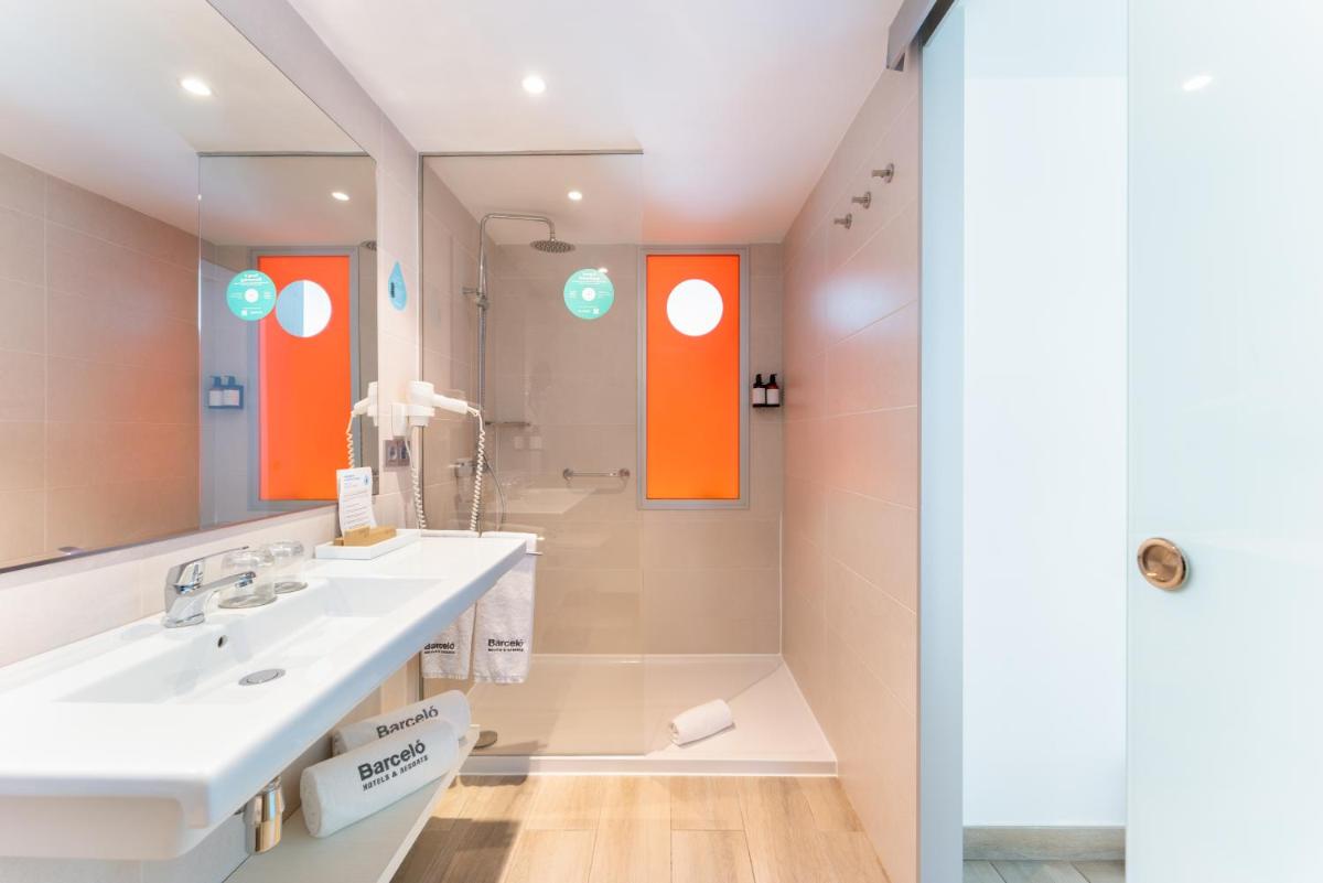 Barceló Corralejo Sands