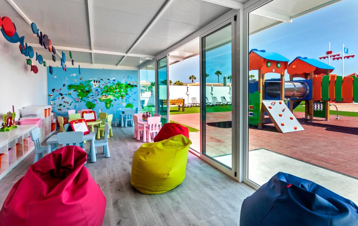 Barceló Corralejo Sands