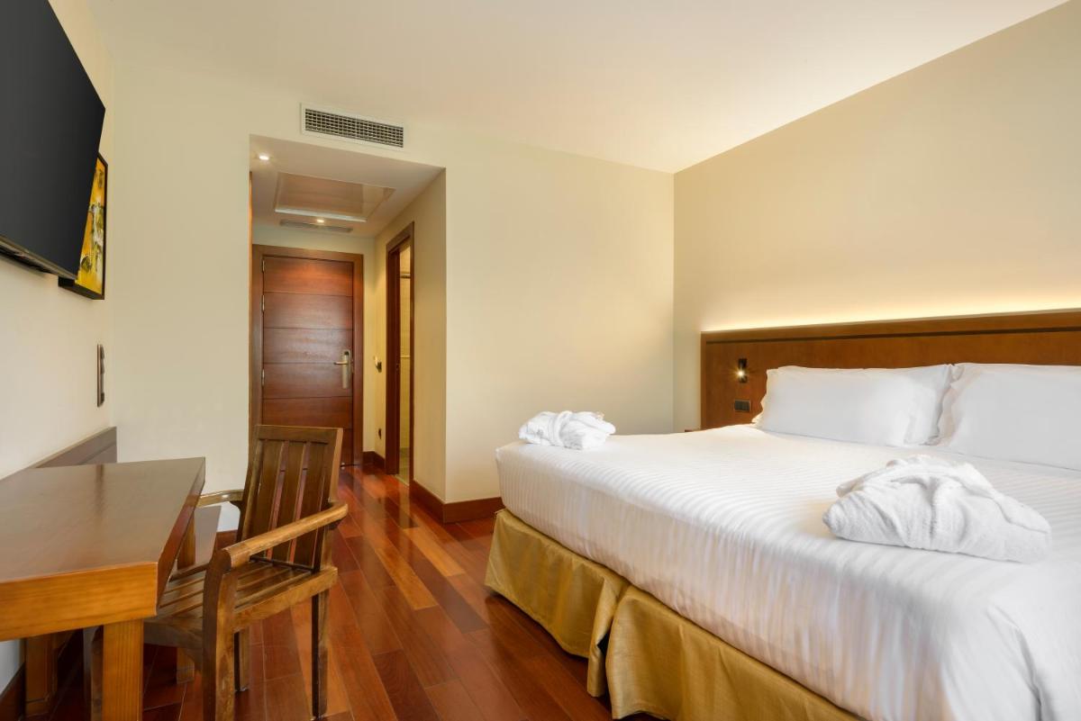 Hotel & Spa Monasterio de Boltaña