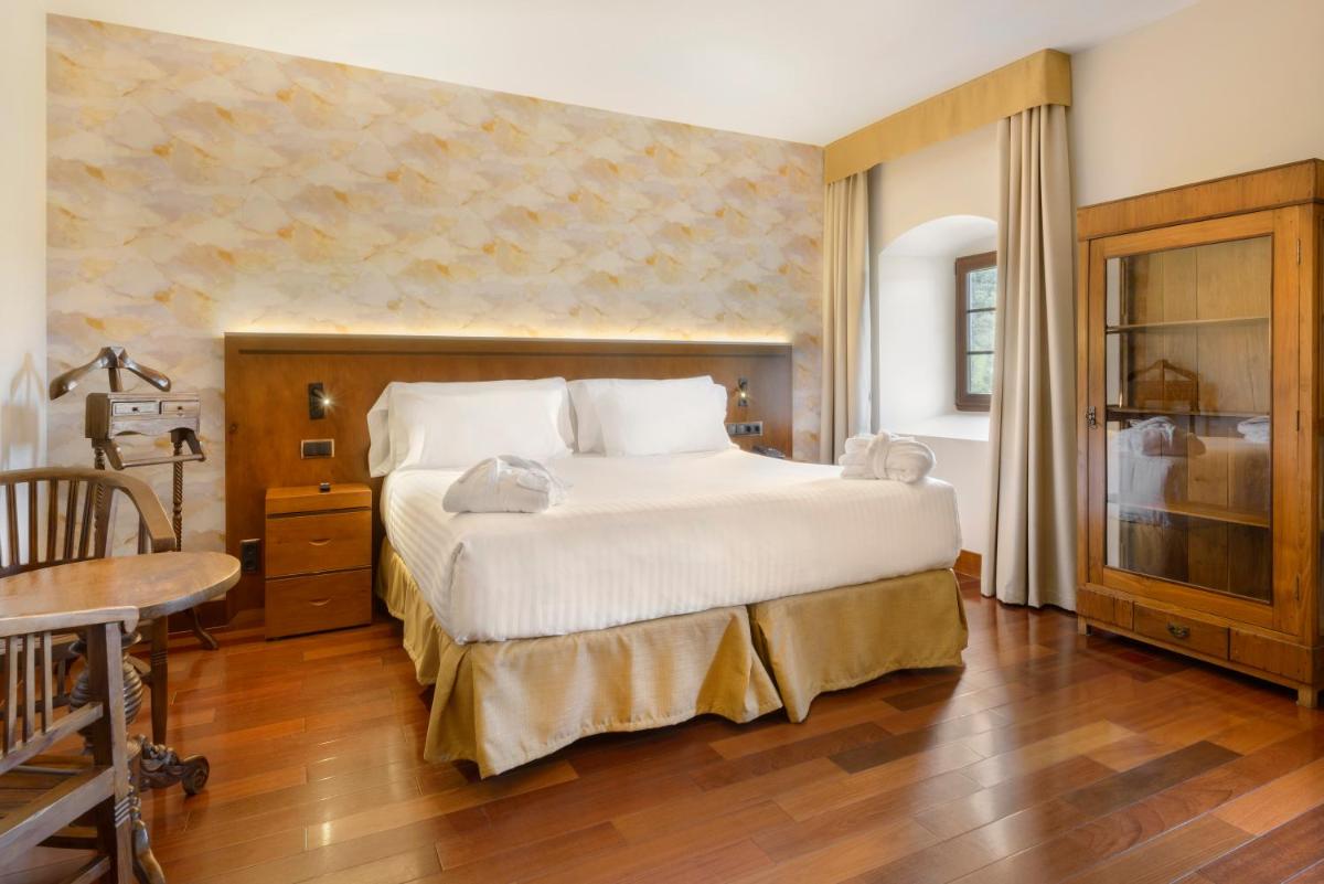 Hotel & Spa Monasterio de Boltaña