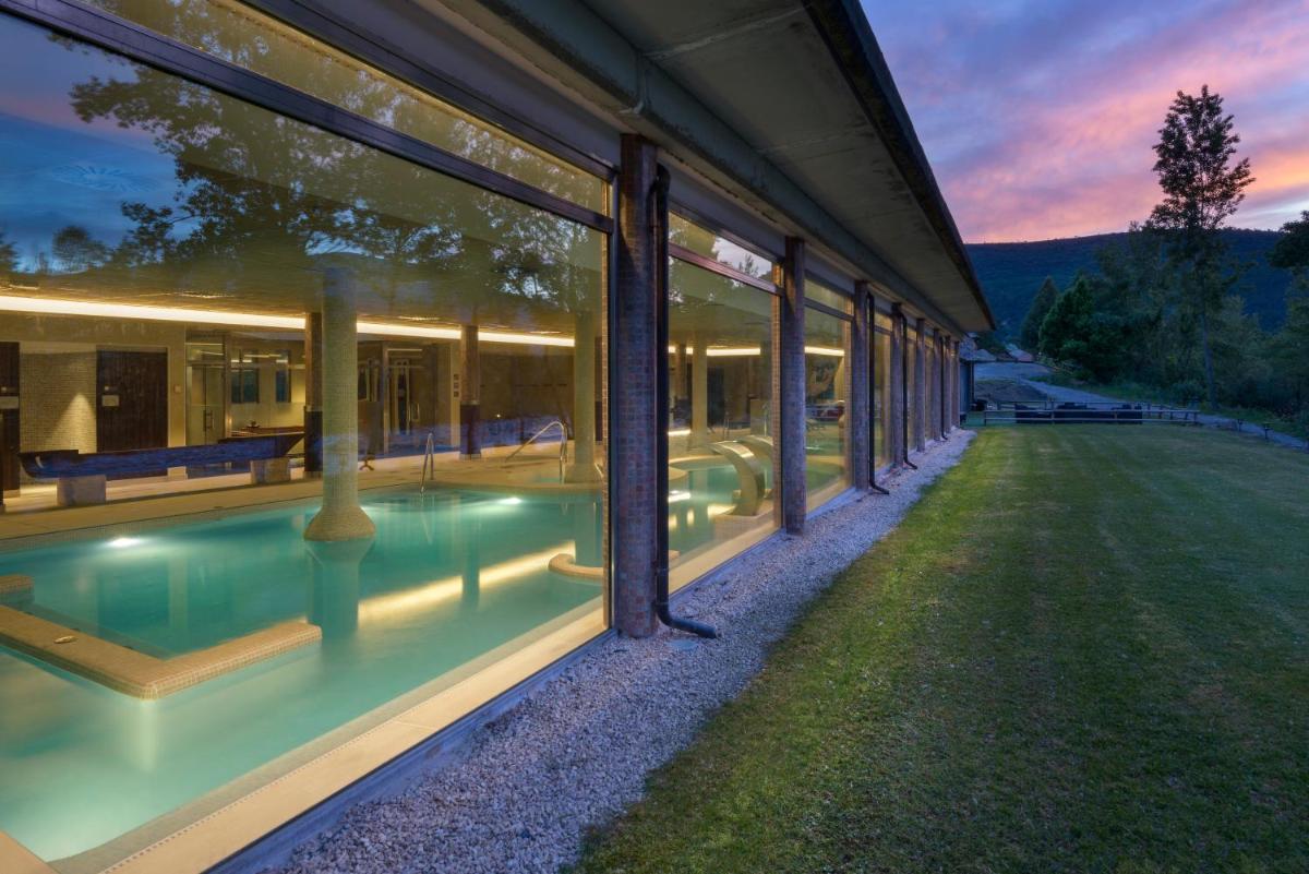 Hotel & Spa Monasterio de Boltaña