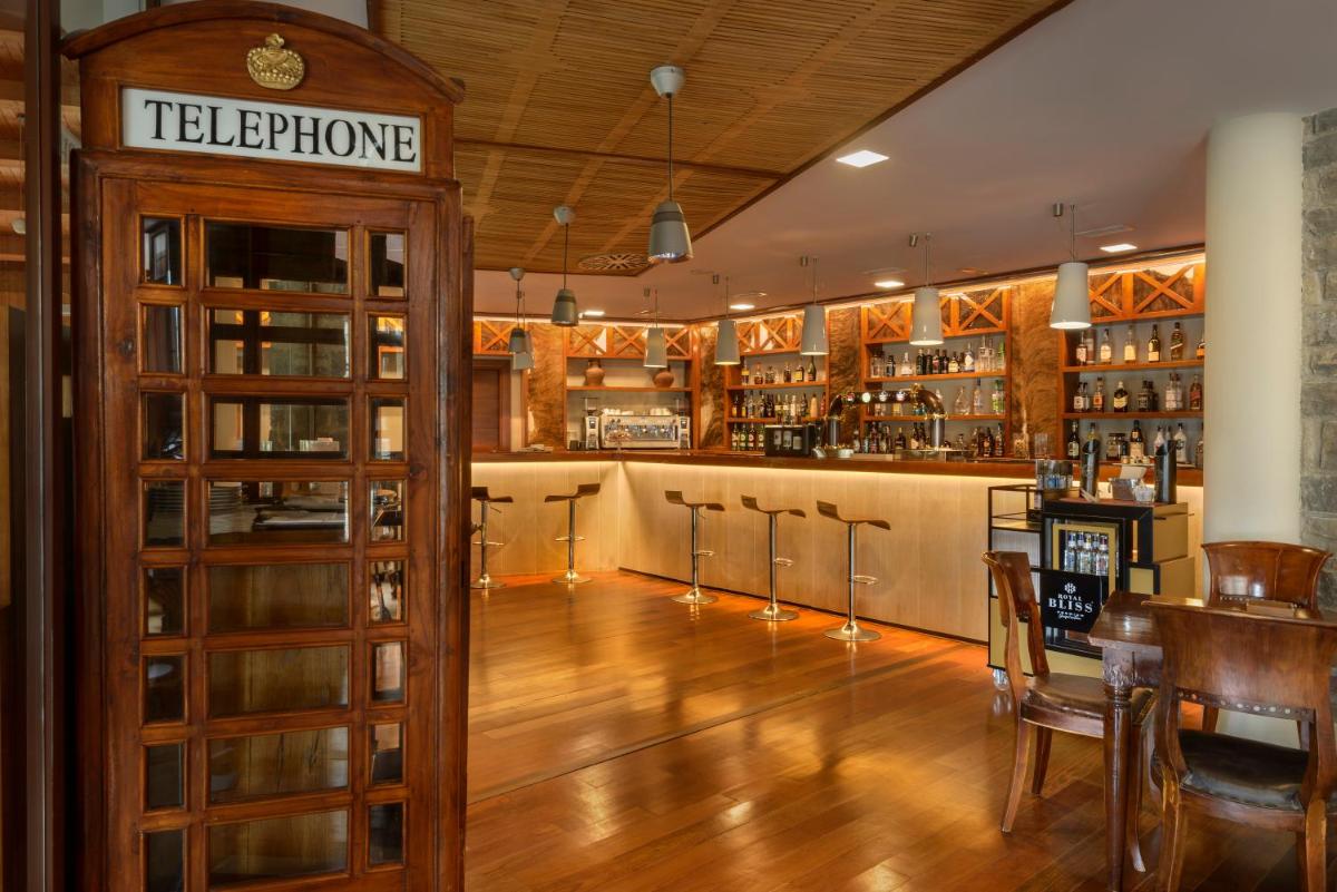 Hotel & Spa Monasterio de Boltaña