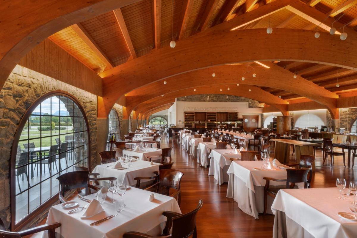 Hotel & Spa Monasterio de Boltaña