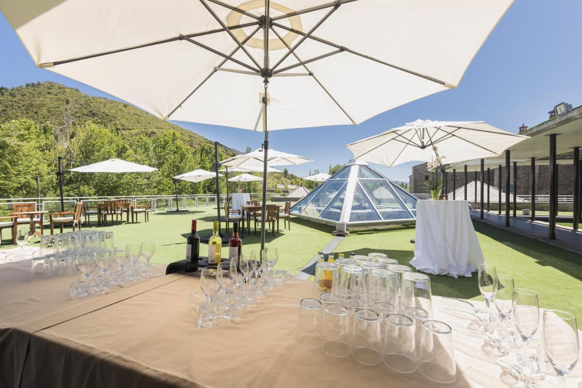 Hotel & Spa Monasterio de Boltaña