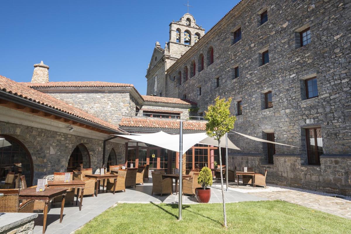 Hotel & Spa Monasterio de Boltaña