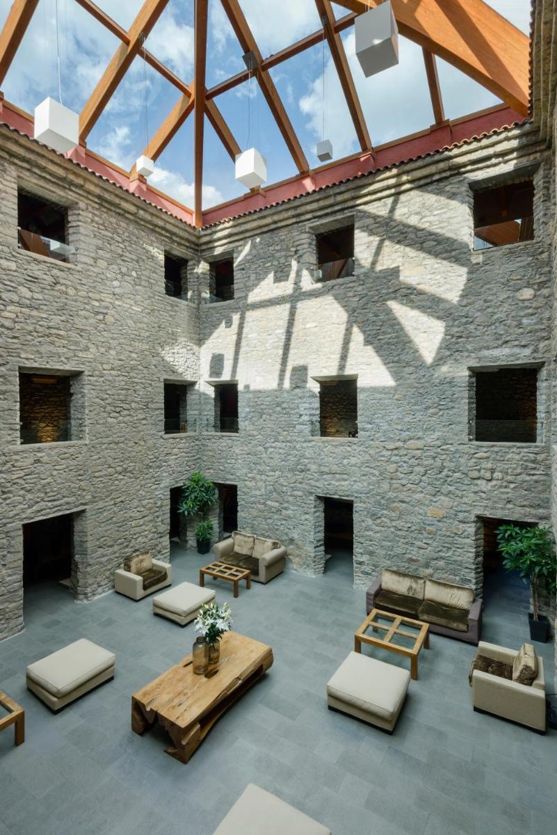 Hotel & Spa Monasterio de Boltaña