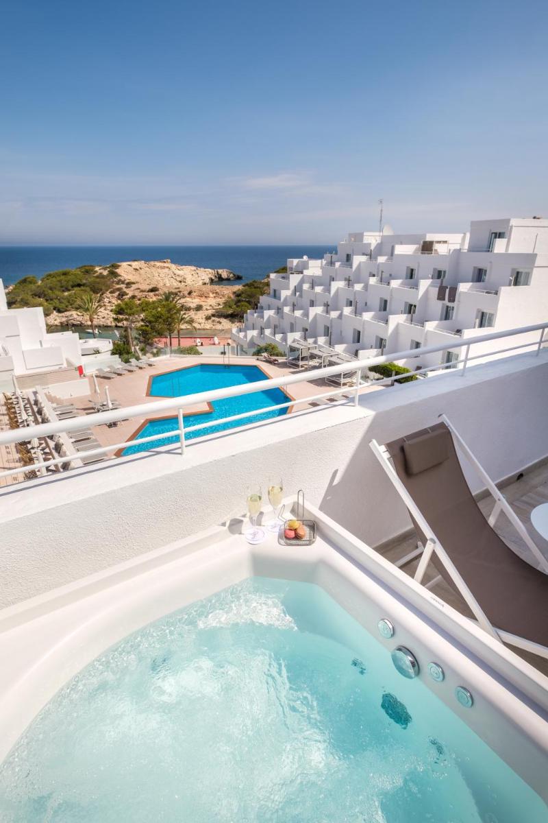 Barceló Portinatx - Adults Only