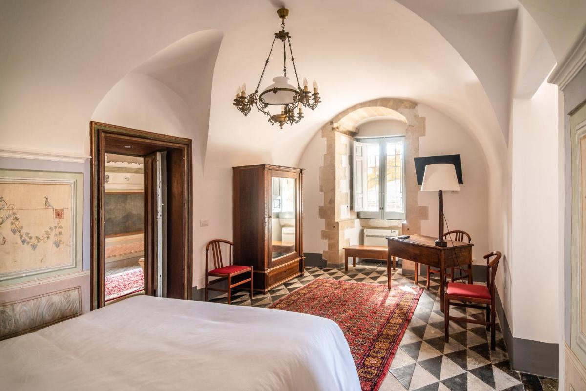 Baroni Giampiccolo Suite