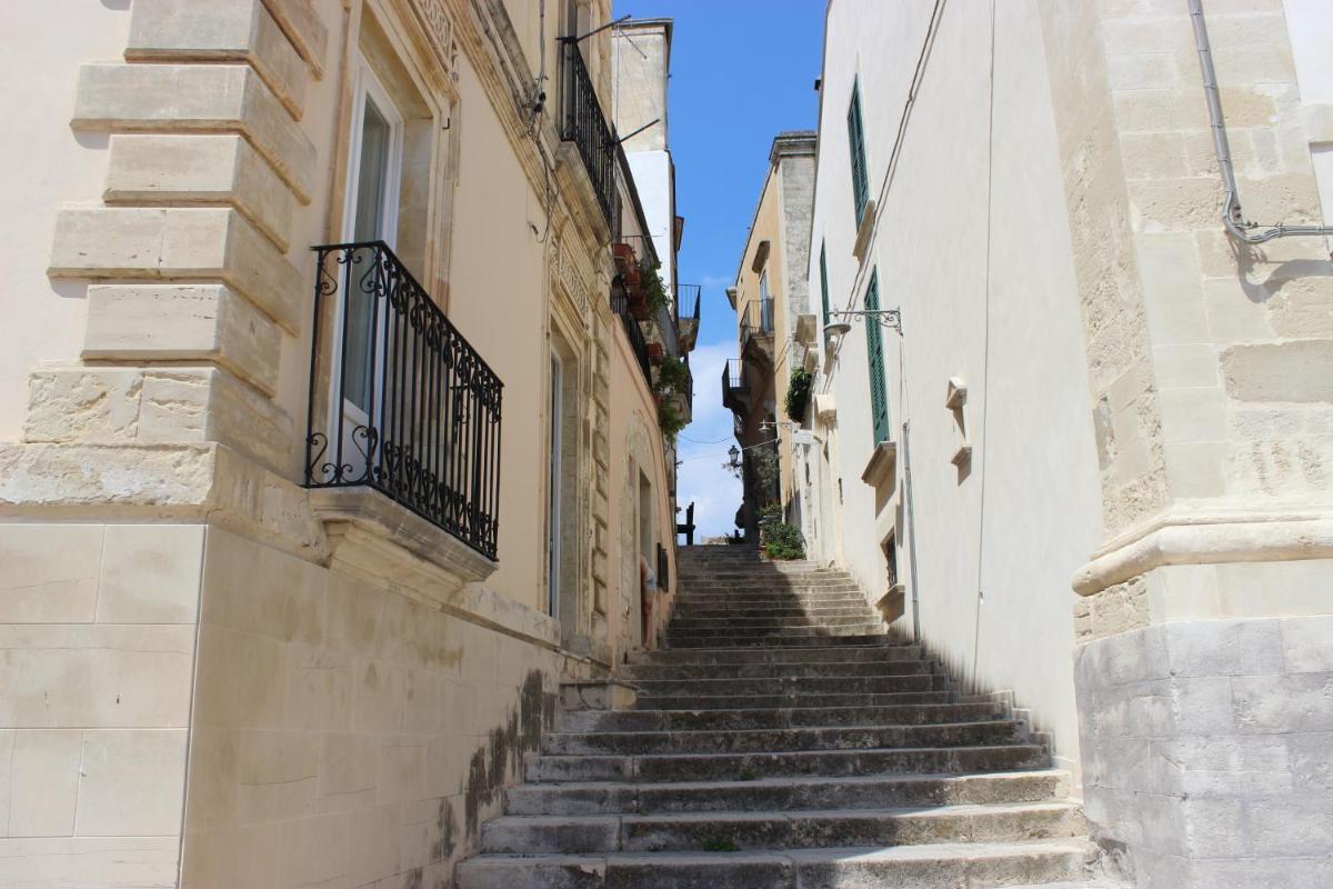 Baroni Giampiccolo Suite