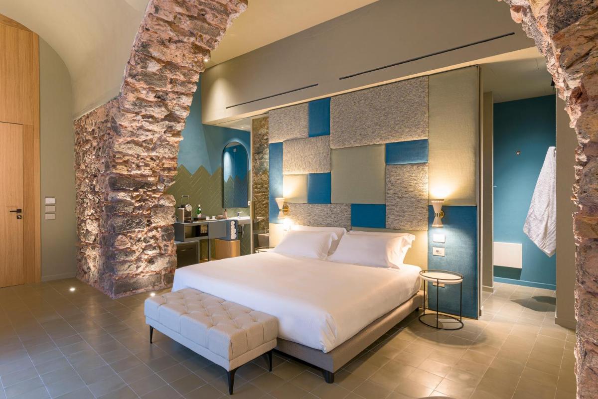 BASTIÒ PRIVATE SUITES