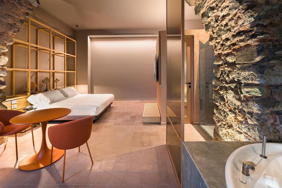 BASTIÒ PRIVATE SUITES