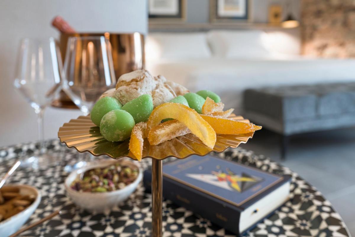 BASTIÒ PRIVATE SUITES