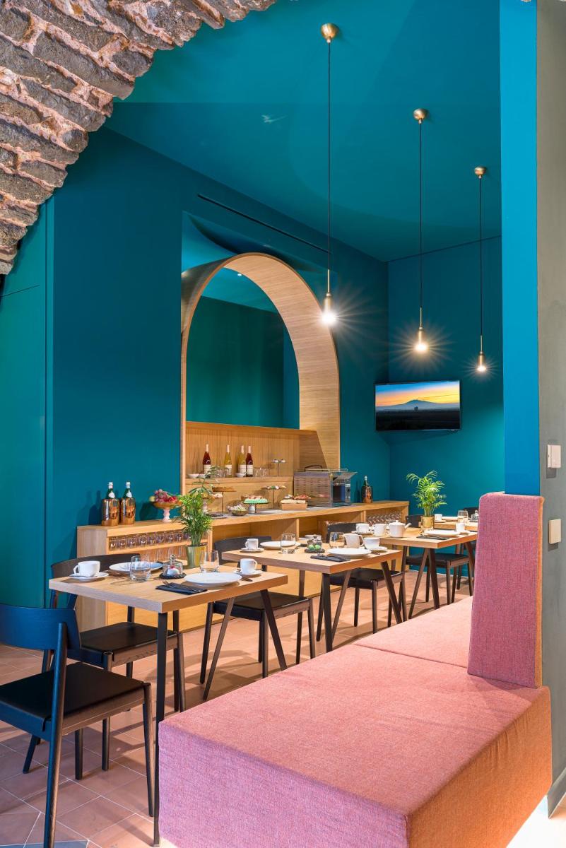 BASTIÒ PRIVATE SUITES