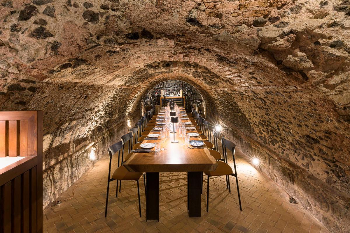 BASTIÒ PRIVATE SUITES