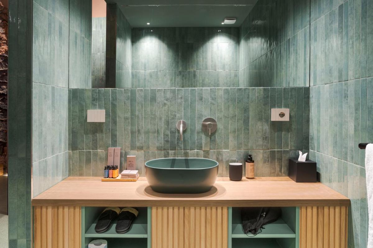 BASTIÒ PRIVATE SUITES